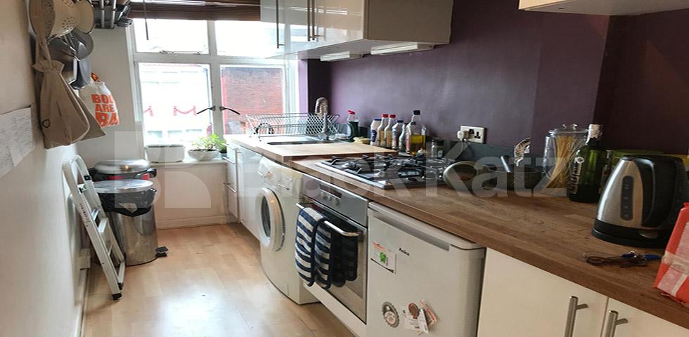 			UNDER OFFER , 1 Bedroom, 1 bath, 1 reception Apartment			 Brixton hill Court , Brixton